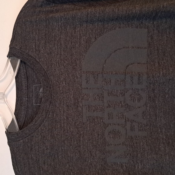 The North Face Men's SS Half Dome Tri-Blend Tee- TNF Dark Grey Heather - Size: M - Picture 4 of 8